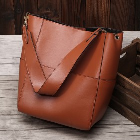 New leather handbags bucket bag retro handbags women's big bag diagonal bag