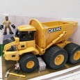 Heavy duty bulldozer bulldozer workshop simulation scene set configuration rich sound and light simulation