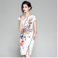 Spring and summer new round neck short-sleeved printed waist embroidery embroidery split hip dress A0124080