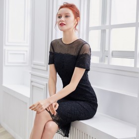 Spring new women's fashion lace stitching shoulder mesh waist slimming short-sleeved dress