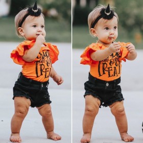 Infant and children's clothing girls round neck flying sleeves alphabet print top black denim shorts two-piece set