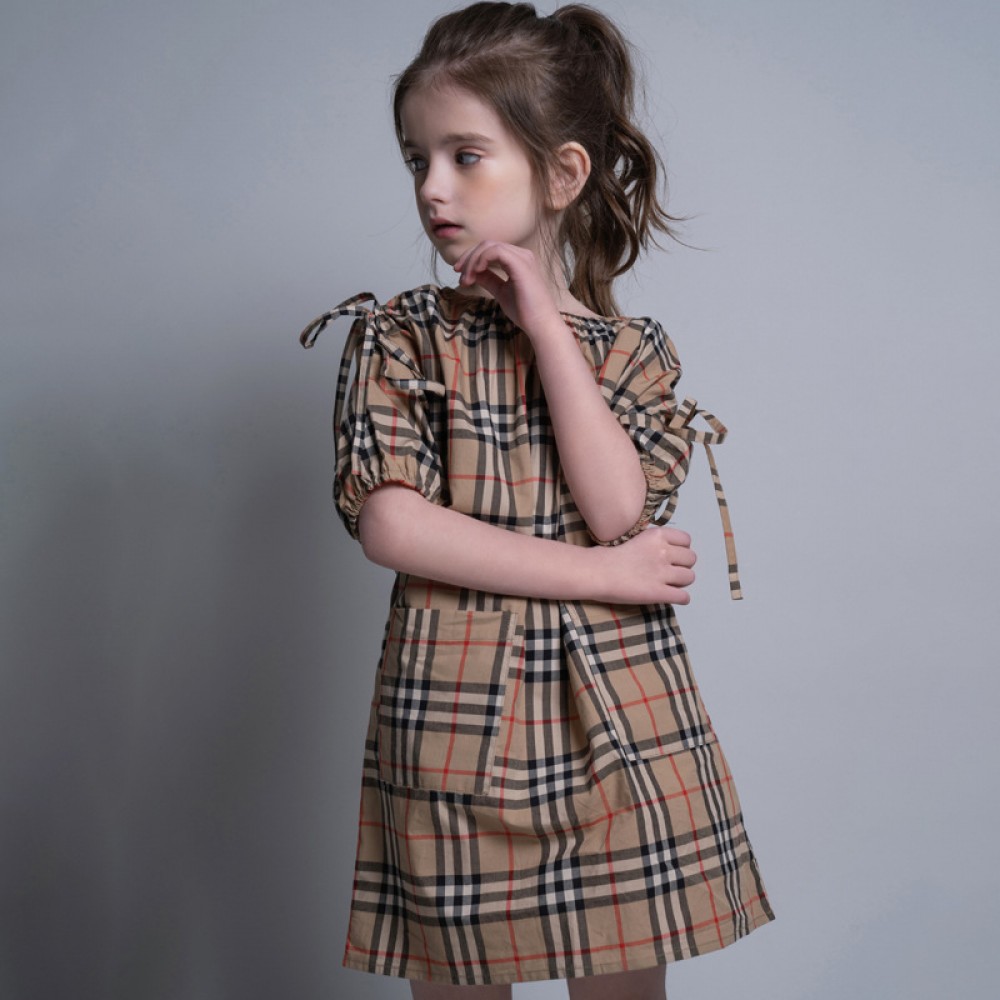 Girls' round neck plaid skirt shoulder drawstring children's A-line skirt in summer, big children's parent-child dress skirt