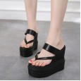 Summer new clip toe slope with thick bottom waterproof platform beach muffin sandals and slippers 921-5