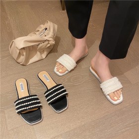 Summer Roman new product fashion tassel square head open toe flat bottom beach lazy female half drag sandals