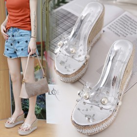 Summer new women's shoes pearl rhinestone flip flops sandals muffins increase Rome beach